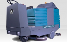 AM1680TM大型三刷驾驶式洗地机
