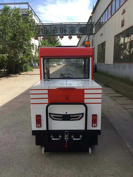 洁士M10A全封闭驾驶式扫地车/电动驾驶式扫地机(7)