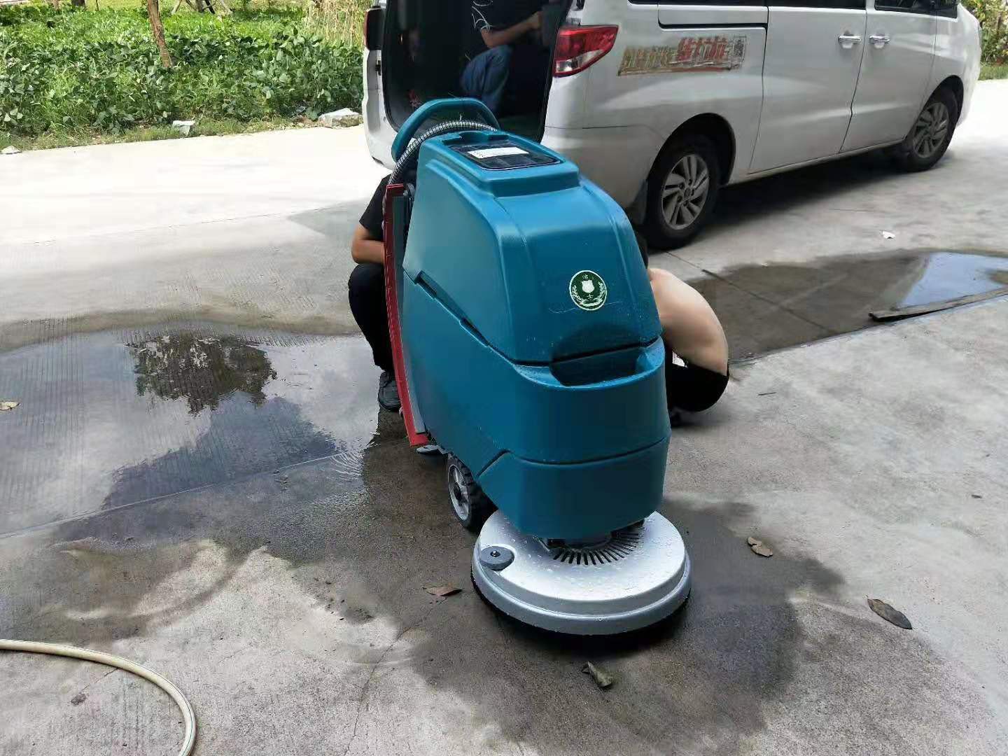 洁士M3手推式洗地机，洁士M3电动洗地机，洁士M3电动手推式洗地机，洁士M3电动洗地机厂家