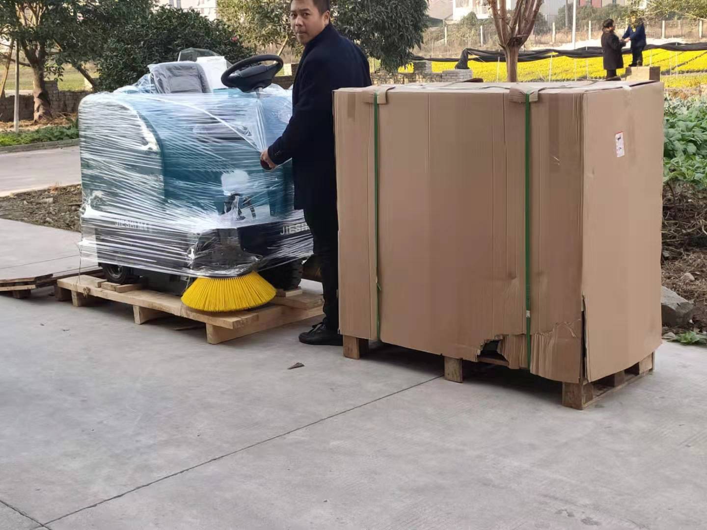 洁士S50驾驶式洗地机/洁士S50驾驶式洗地车/洁士M4驾驶式扫地机/M4驾驶式扫地车（11）