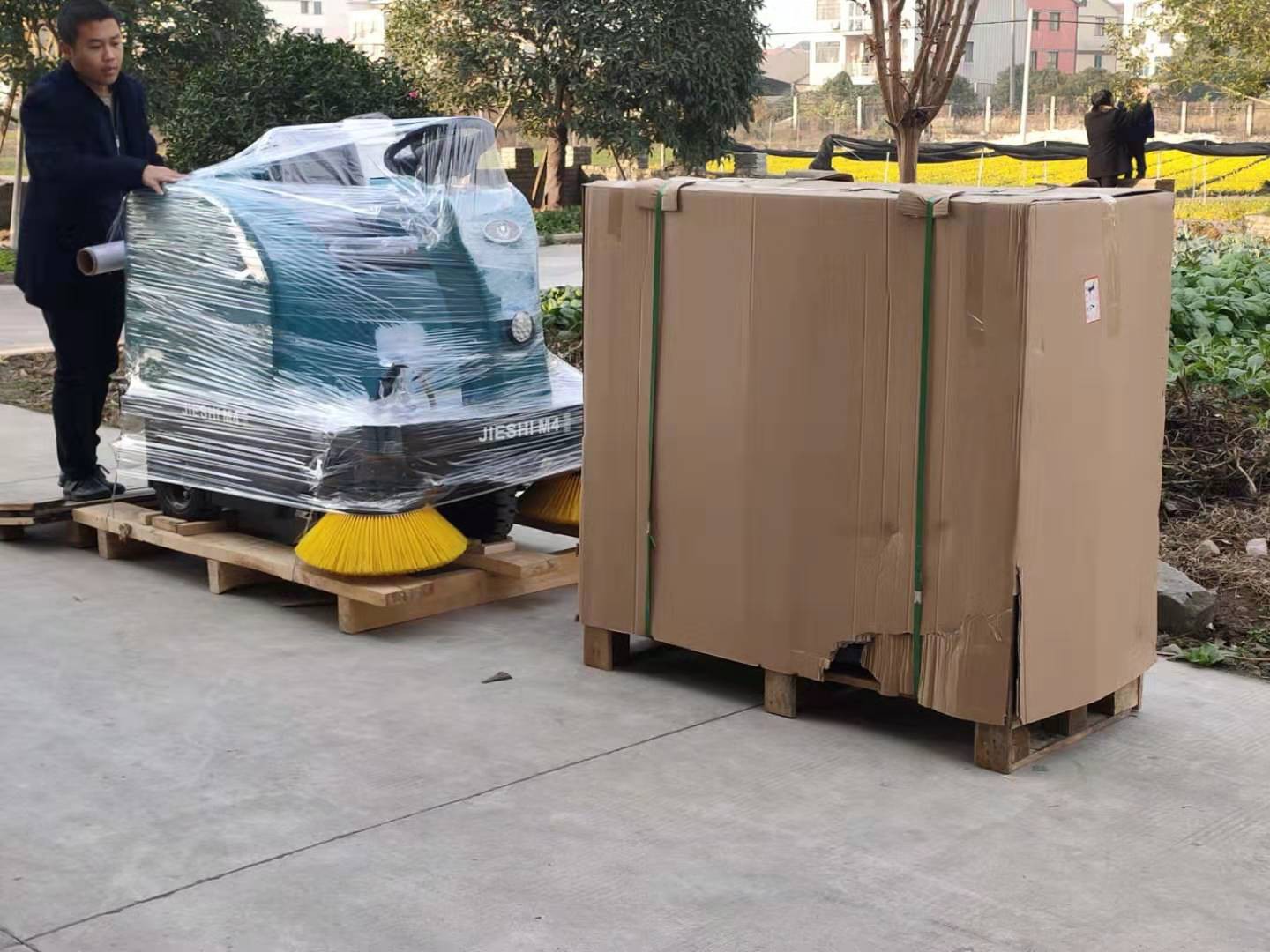 洁士S50驾驶式洗地机/洁士S50驾驶式洗地车/洁士M4驾驶式扫地机/M4驾驶式扫地车（12）