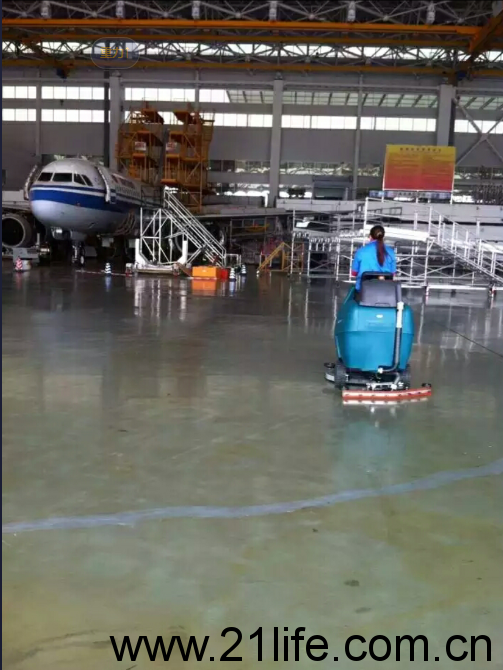 洁驰BA900BT双刷驾驶式洗地吸干机