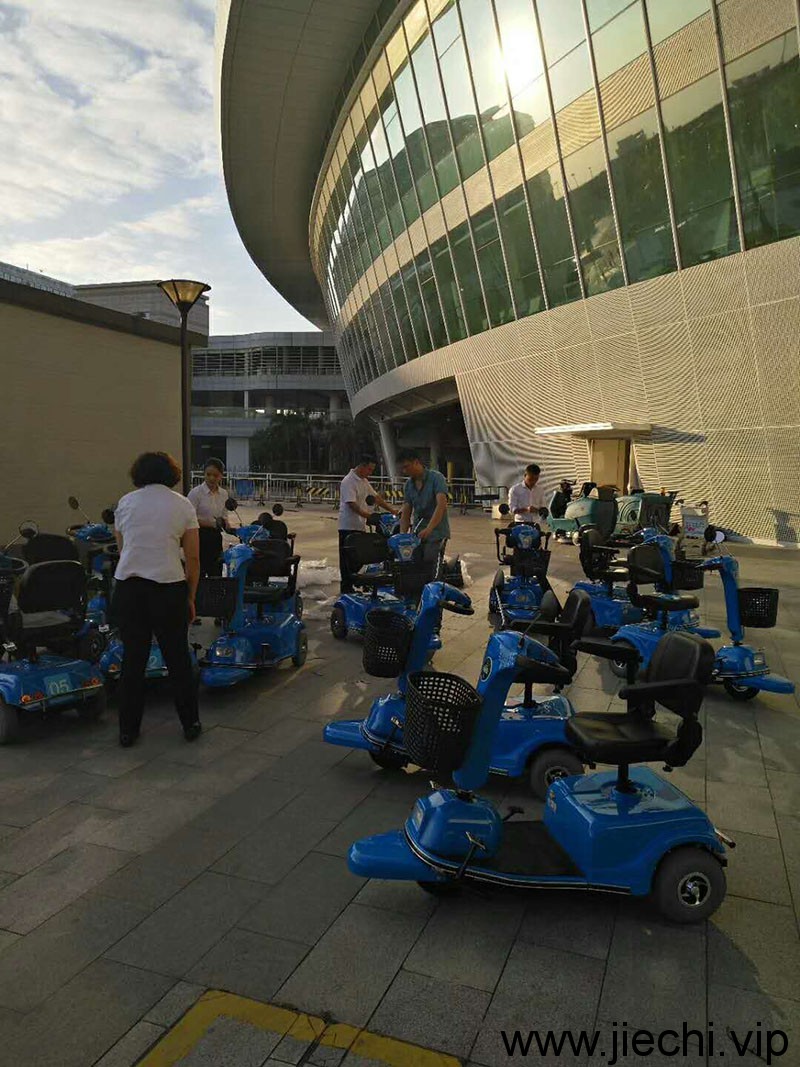 深圳国际机场BA850BT双刷驾驶式夜色直播APP盒子下载 BA900BT双刷驾驶式夜色直播APP盒子下载 夜色直播APP下载BA900电动尘推车