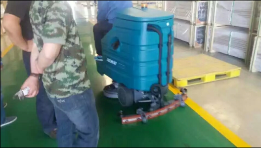 洁驰A7双刷驾驶式洗地机、洁驰A7驾驶式洗地吸干机、洁驰双刷驾驶式洗地机、A7驾驶式扫地机、A7驾驶式扫地车、A7驾驶式拖地机、