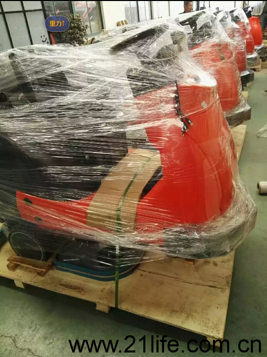 洁士无人驾驶洗地机发货新加坡机场