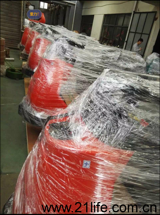 洁士无人驾驶洗地机发货新加坡机场